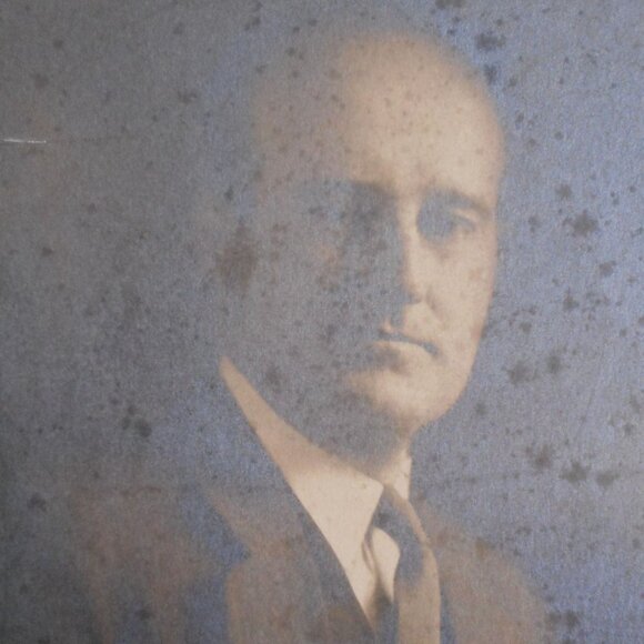 Large 1920s 19 x 15" Vintage Photograph Photo Black White Seated Man - Picture 3 of 5